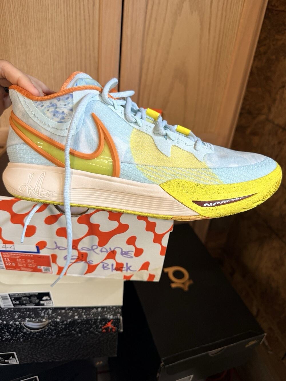 Size 13 - Nike Kyrie 8 Eagle - DJ6017-400